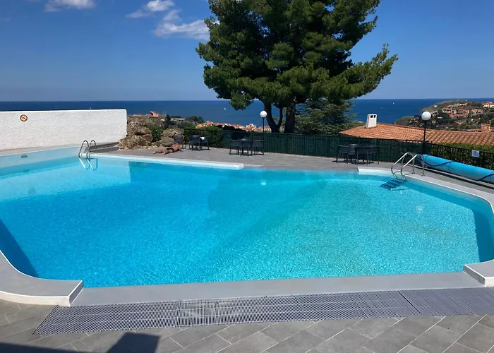 Appart. 3 pièces avec jardin et Piscine